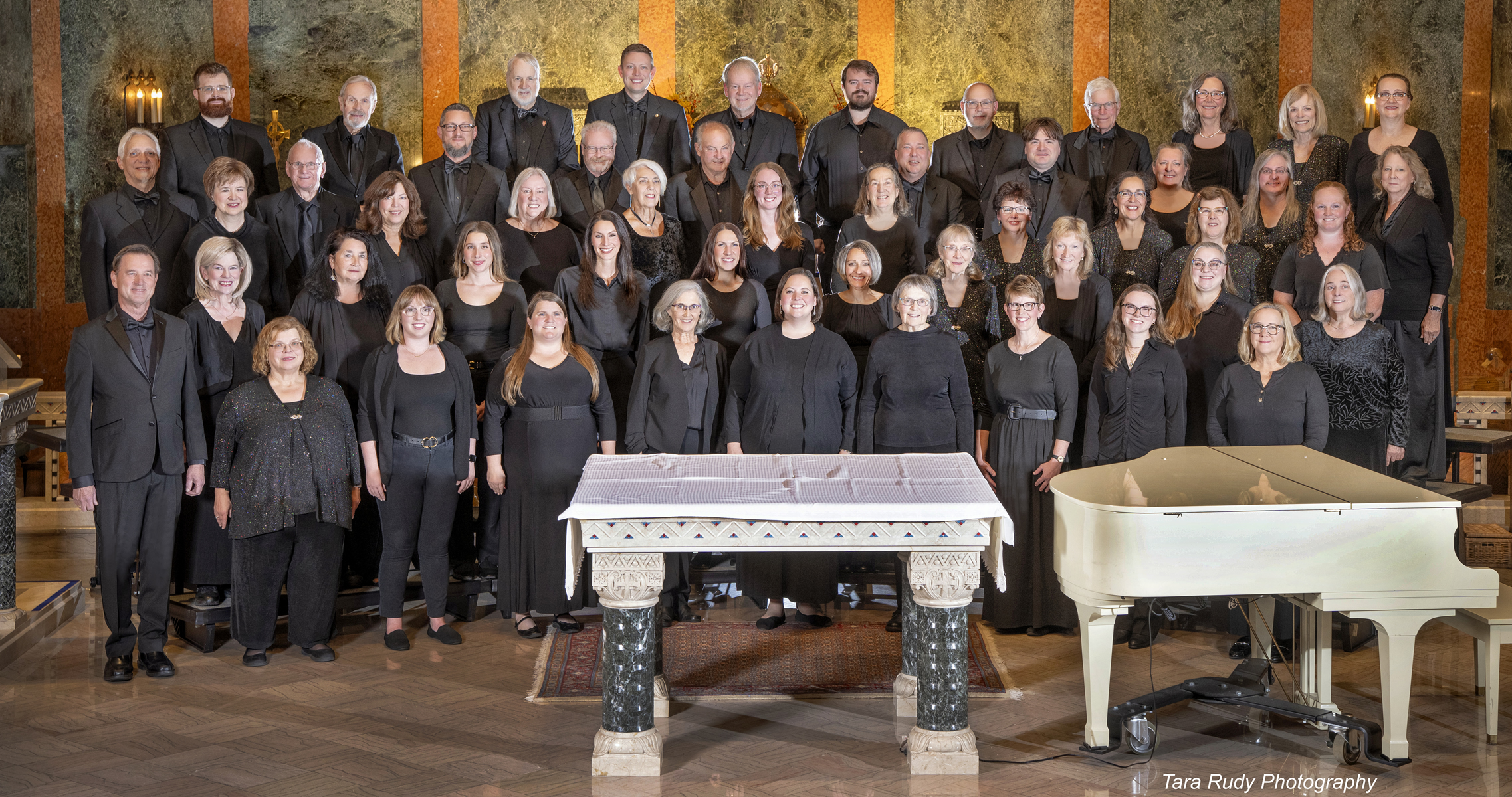 OshkoshChamberSingers-2025_3227.jpg